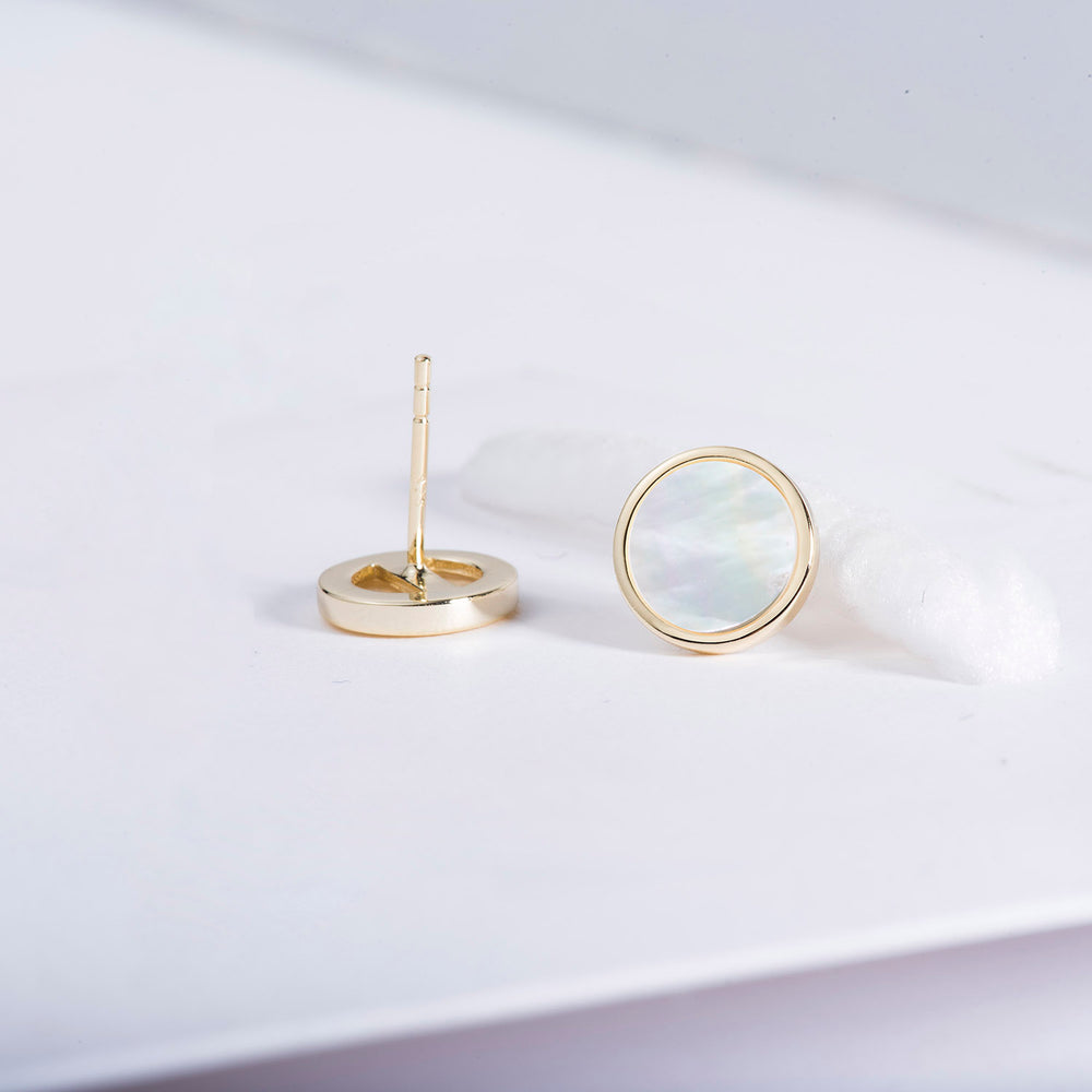 Mother of Pearl Round Stud Earrings